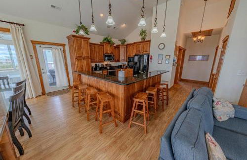 Frolic Inn OBX - Semi Soundfront Retreat, Pool, Hot Tub, Boat Ramp, Elevator, Media & Game Room - Foto 11