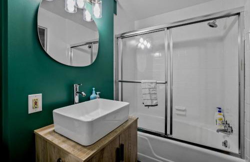 Stone Cabin on Valley View - Firepit & Hot Tub - Foto 38