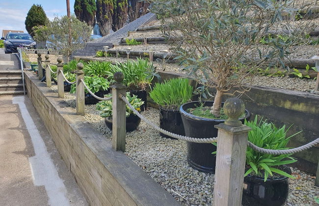 The Mumbles - Bungalow - 2 Bedrooms - Pet Friendly - Photo 10