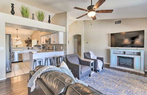 Mod Casa Grande Home with Patio on the Water! - Foto 3