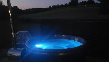 APANÓWKA domki z balią jacuzzi sauna - Foto 1