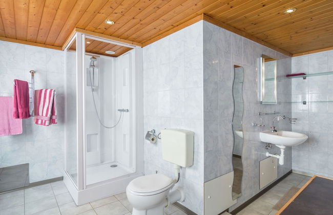 Spacious Holiday Home near Ski Area in Leogang - Foto 13