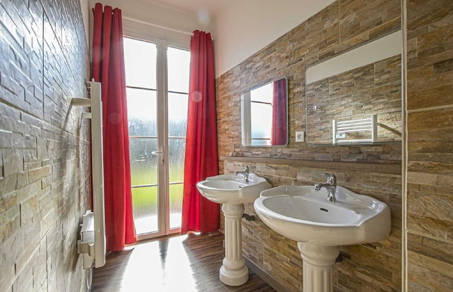 Spacious Holiday Home in Aure sur Mer With Garden - Foto 51