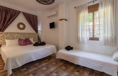 Villa Malaga con Jacuzzi Piscina vallada Barbacoa By AndaraHolidays - Foto 11