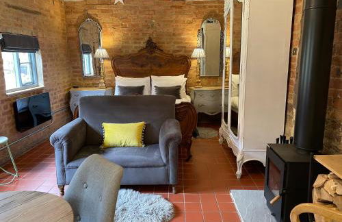 Topiary Barn - Stylish Accommodation in Rutland - Photo 14