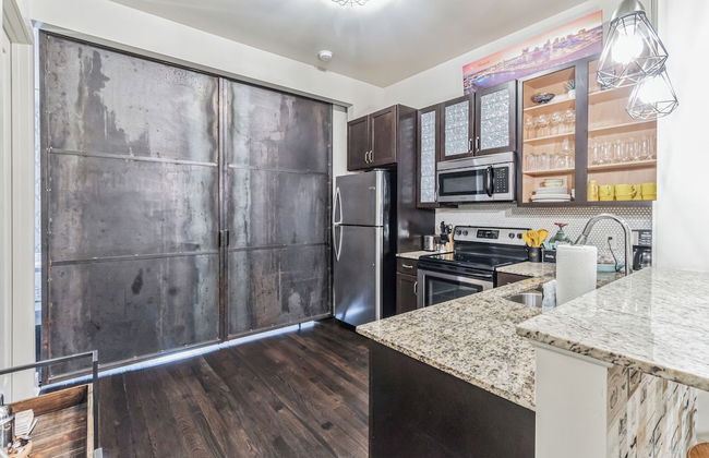 Dream Condo in Desirable West End! - Foto 10