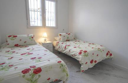 Modern Detached 4 Bed 3 Bath Villa with private pool close to all amenities - Foto 26