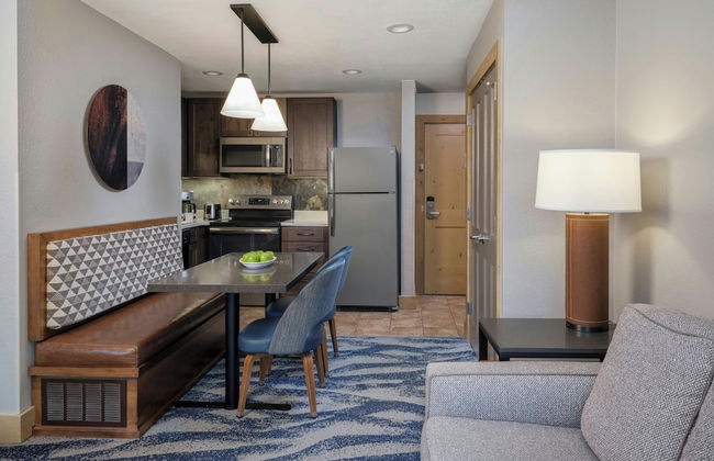 Marriott's Mountain Valley Lodge at Breckenridge - Photo 16