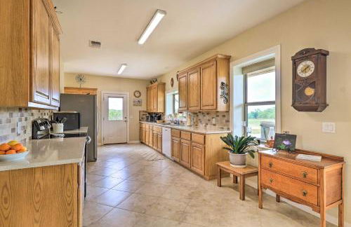 Bertram Ranch Property with Patio and Gas Grill! - Foto 7