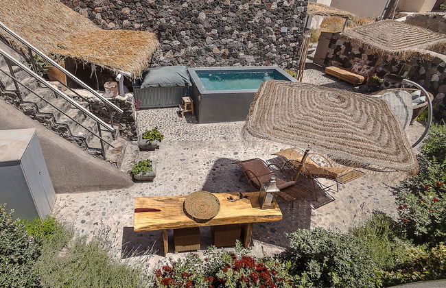 Rock Villas - Emporio | Pool, Jacuzzi, Castle View - Foto 23