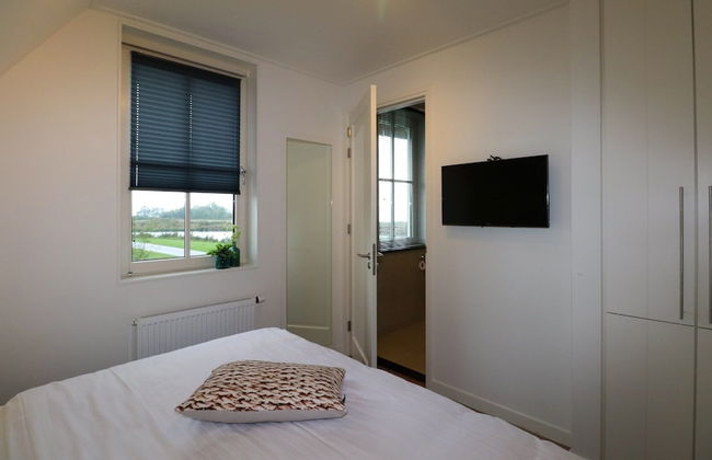 Lakeside Villa With Terrace - Foto 15