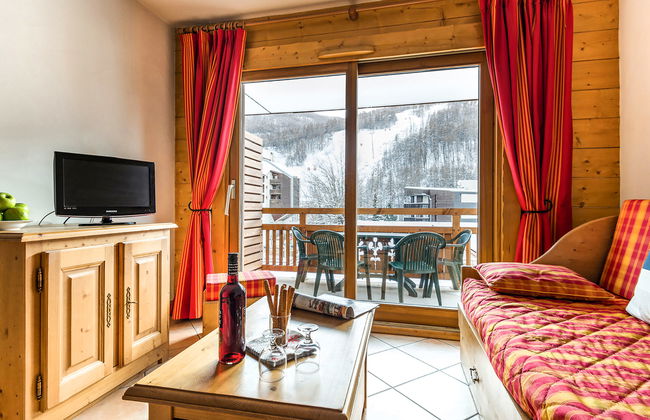 2 bedroom Apartment in Saint-Chaffrey with swimming pool and terrace - Photo 13