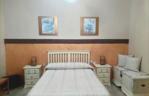 La Plazuela, casa andaluza con patio. - Photo 9