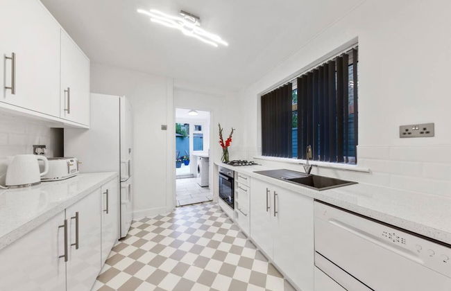 Home Away From Home With an Indoor Fireplace! - Foto 12