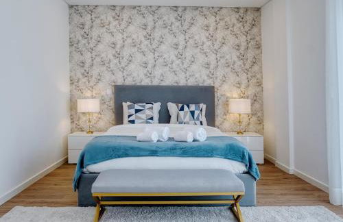 Vita Portucale ! Chic Luxe Villa with Saltwater Pool - Foto 18