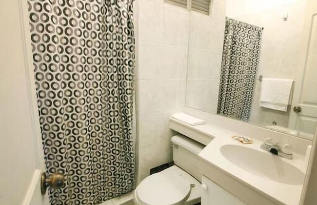 Great Location Walking Distance to Larcomar and Wong - Foto 1