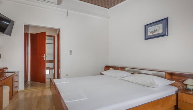 Matija - 120m to the Beach - R4 - Foto 2, Habitación