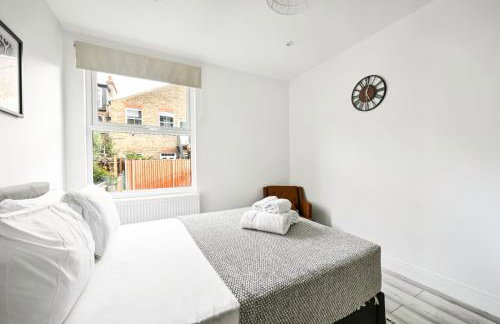 Modern 2-Bedroom Home near Tooting Broadway - Foto 17