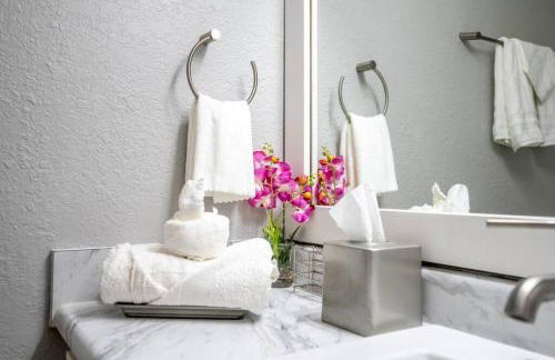 Entire Place Wi-fi Washer Dryer 4kTV Pets Allowed #615 - Foto 2