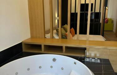 Belladonna Luxury Apartment - Photo 15