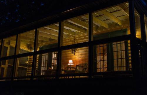 Heaven's Hideaway- perfect getaway near the river! - Photo 23