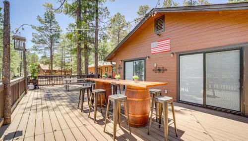 Fire Pit and Trail Access Spacious Happy Jack Cabin - Foto 2