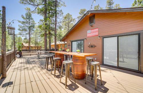 Fire Pit and Trail Access Spacious Happy Jack Cabin - Foto 2