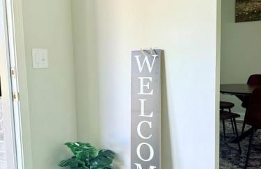 Luxury 5 Bedroom 4 bath open kitchen living room - Foto 22