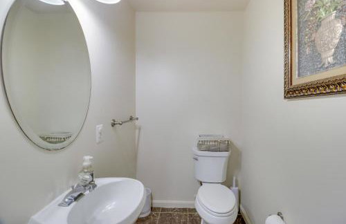 Walk to Lake and Boat Ramp Central Gem in Annapolis - Foto 14