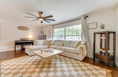 Private Outdoor Oasis with Pool Home in Longwood! - Foto 4