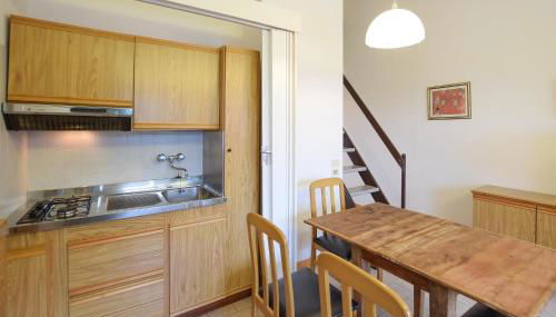 Stunning Apartment In San Feliciano - Photo 5