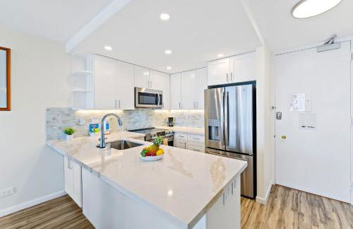 Stunning 1BR Ocean View Condo at Ilikai Marina - Foto 36