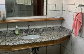 Ampla e luxuosa casa com áreas de lazer - Foto 6