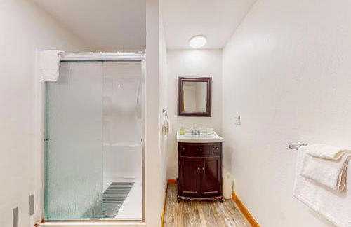 The Hideaway - Photo 13