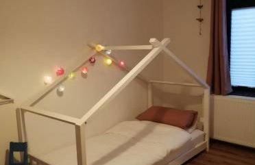 Neu eingerichtete Altbauwohnung mit Herz - Foto 7