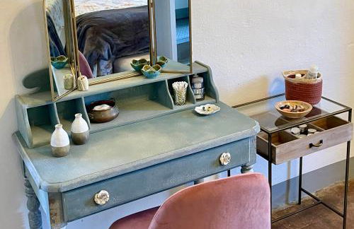 Private Stone Cottage with Starlink & Lake View - Foto 25