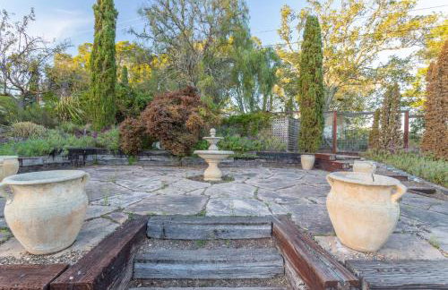 5 Acre Villa Retreat with Vineyard Pool Spa & Amazing Views of Sonoma County - Foto 50