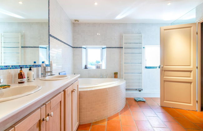 Mansion With Swimming Pool - Foto 26