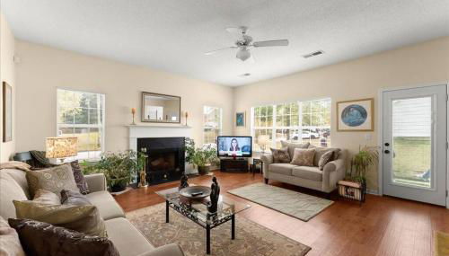 New 4 Bedroom Lithonia Home With Office - Foto 1