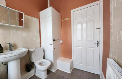 Newly Refurbished 3 Bedroom House with Lovely Garden - Foto 16