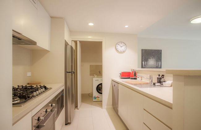 Maison Home - Marinas Apartments - Photo 18