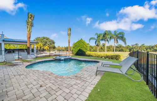 New Epic Escape Theater Pool & Golf Views - Foto 35