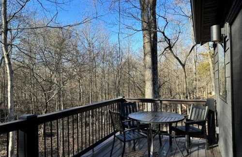 Hot-tub and Fire Pit Provided Cabin in Carbondale, Illinois - Foto 32