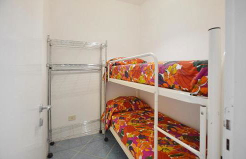 2 Bedroom Gorgeous Apartment In Scario - Foto 15