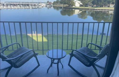 Luxury Lakefront Escape on Lake Conroe - Photo 25