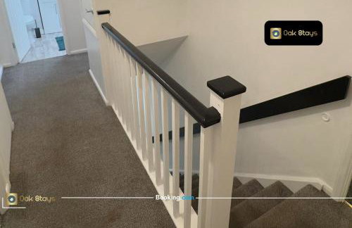 Quick Deals l 5 Bedroom l Sleeps 10 l Parking l Ideal for Groups l Oak Stays Short Lets & Serviced Accommodations - Foto 10