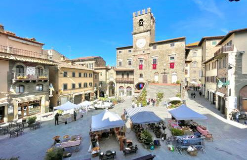 Balcone Fiorito, nel cuore del centro storico di Cortona - Foto 37