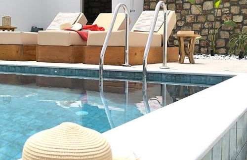 Valantina's & Mannouel Lardos Luxury Villas - Photo 6