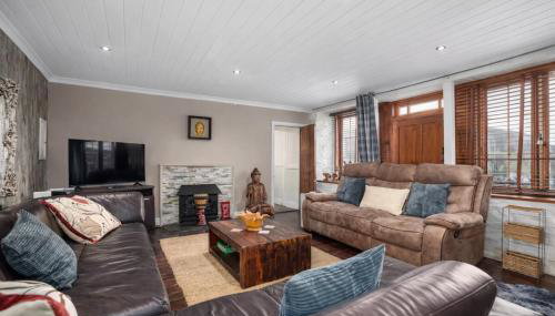 6 Bedroom - The Old Bakehouse Historic Home - Foto 4