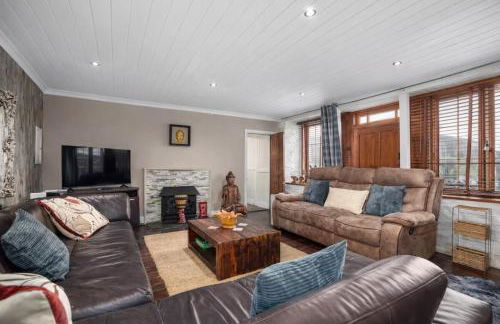 6 Bedroom - The Old Bakehouse Historic Home - Foto 4